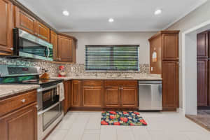 5704 HALF MOON LAKE ROAD, TAMPA, FL 33625 - MLS#MFRTB8402209