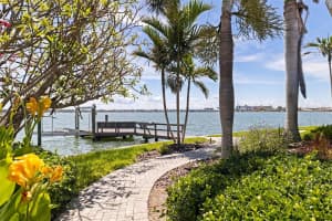 11055 7TH STREET, TREASURE ISLAND, FL 33706 - MLS#MFRTB8402262