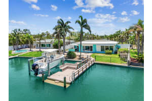 10246 TARPON DRIVE, TREASURE ISLAND, FL 33706 - MLS#MFRTB8402309