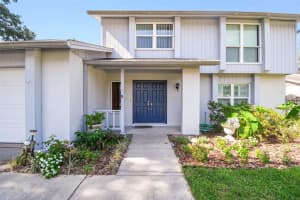 6107 OAK FERN COURT, TEMPLE TERRACE, FL 33617 - MLS#MFRTB8402316