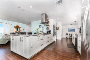 909 SILVER PALM WAY, APOLLO BEACH, FL 33572 - MLS#MFRTB8402380