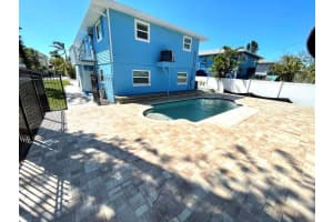 2915 AVENUE C, HOLMES BEACH, FL 34217 - MLS#MFRTB8402431