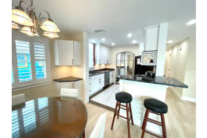 2915 AVENUE C, HOLMES BEACH, FL 34217 - MLS#MFRTB8402431