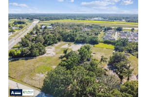 11102 301 HIGHWAY, THONOTOSASSA, FL 33592 - MLS#MFRTB8402451
