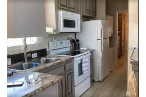 699 CINDI AVENUE, LEESBURG, FL 34788 - MLS#MFRTB8402467