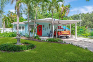 1042 S Sterling Ave, TAMPA