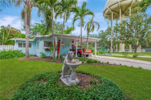 1042 STERLING AVENUE, TAMPA, FL 33629 - MLS#MFRTB8402486