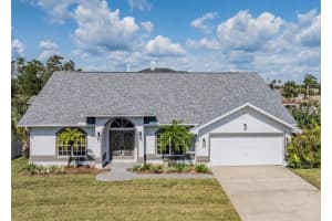 2127 Lagoon Dr, DUNEDIN