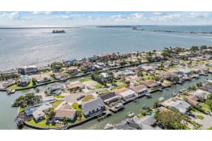 2127 LAGOON DRIVE, DUNEDIN, FL 34698 - MLS#MFRTB8402530