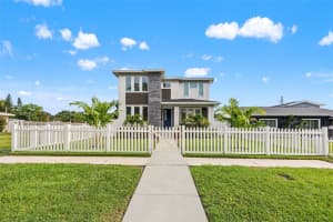 517 39TH AVENUE, ST PETERSBURG, FL 33703 - MLS#MFRTB8402586