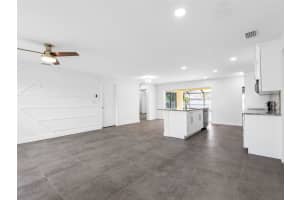 5207 DENVER STREET, ST PETERSBURG, FL 33703 - MLS#MFRTB8402603