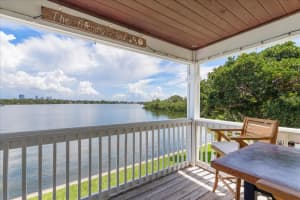225 POMPANO DRIVE, ST PETERSBURG, FL 33705 Sold 08/29/25
