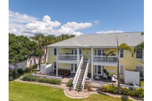 225 POMPANO DRIVE, ST PETERSBURG, FL 33705 Sold 08/29/25