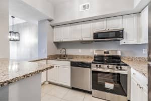 501 MOODY AVENUE, TAMPA, FL 33609 - MLS#MFRTB8402725