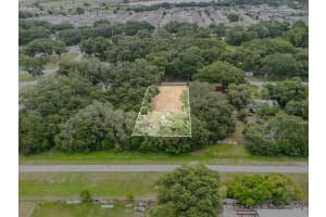 2145 HELWYN ROAD, AUBURNDALE, FL 33823 Sold 01/25/26