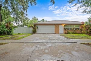 523 Northride Trl, LAKELAND
