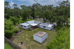 2240 PARKER ROAD, LAKELAND, FL 33811 - MLS#MFRTB8402810