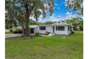 2240 PARKER ROAD, LAKELAND, FL 33811 - MLS#MFRTB8402810