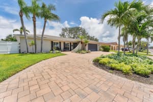 4057 48TH AVENUE, ST PETERSBURG, FL 33711 Sold 10/17/25
