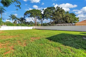 2135 DESOTO WAY, ST PETERSBURG, FL 33712 - MLS#MFRTB8402822