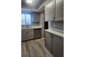 3592 LAKE BAYSHORE DRIVE, BRADENTON, FL 34205 - MLS#MFRTB8402874