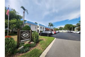 1975 BAY DRIVE, LARGO, FL 33770 - MLS#MFRTB8402901