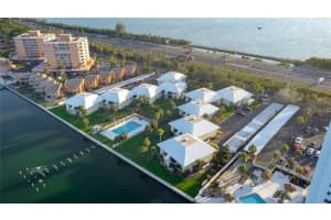 7310 SUNSHINE SKYWAY LANE, ST PETERSBURG, FL 33711 Sold 08/06/25