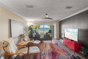 7310 SUNSHINE SKYWAY LANE, ST PETERSBURG, FL 33711 Sold 08/06/25