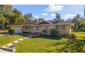 MLS# MFRTB8402972, Lakeland, Florida 33803