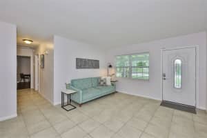 1708 POND LAKE DRIVE, TAMPA, FL 33612 - MLS#MFRTB8402987