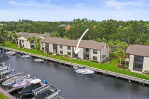 358 Moorings Cove Dr #4b, TARPON SPRINGS