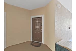 5125 PALM SPRINGS BOULEVARD, TAMPA, FL 33647 - MLS#MFRTB8403074
