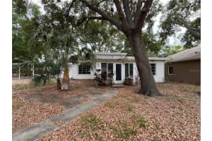 4050 Iris St N, ST PETERSBURG