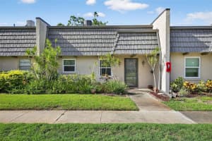 404 Cordova Grn #404, SEMINOLE