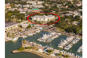200 MAIN STREET, DUNEDIN, FL 34698 Sold 08/27/25
