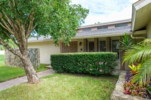 2421 EAGLE CHASE DRIVE, PALM HARBOR, FL 34683 Sold 08/22/25