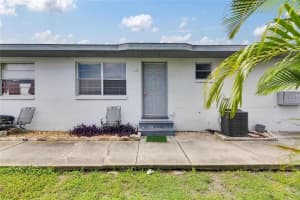 1049 APOLLO BEACH BOULEVARD, APOLLO BEACH, FL 33572 Sold 08/28/25