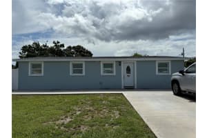 2927 W Henry Ave, TAMPA