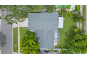 7734 ASHFORD COURT, ST PETERSBURG, FL 33709 - MLS#MFRTB8403376