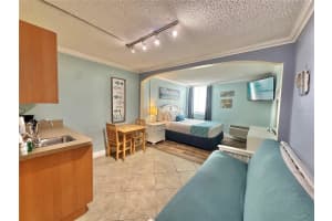 445 GULFVIEW BOULEVARD, CLEARWATER BEACH, FL 33767 - MLS#MFRTB8403391