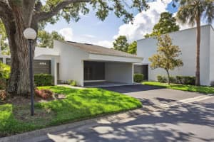 4104 Northmeadow Cir #4104, TAMPA