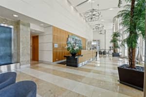400 BEACH DRIVE, ST PETERSBURG, FL 33701 - MLS#MFRTB8403416