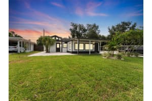 960 65th St S, ST PETERSBURG