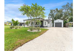 960 65TH STREET, ST PETERSBURG, FL 33707 - MLS#MFRTB8403419