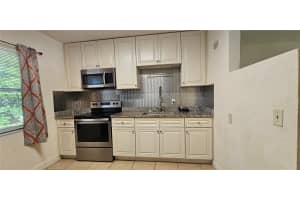 180 2ND STREET, LARGO, FL 33770 - MLS#MFRTB8403446