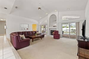 2825 RESNIK CIRCLE, PALM HARBOR, FL 34683 Sold 08/27/25