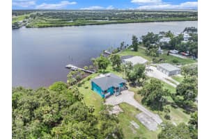 7715 RIVERVIEW DRIVE, RIVERVIEW, FL 33578 - MLS#MFRTB8403516