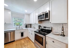 3001 BINNICKER AVENUE, TAMPA, FL 33611 Sold 09/03/25