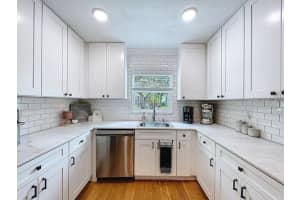 3001 BINNICKER AVENUE, TAMPA, FL 33611 Sold 09/03/25