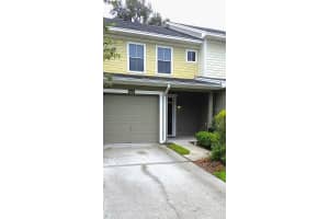 8218 DOWNPATRICK COURT, TAMPA, FL 33610 - MLS#MFRTB8403593